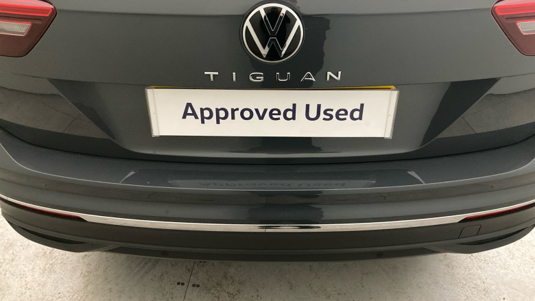 Volkswagen Tiguan 1.5 TSI 150 Life 5dr Petrol Estate